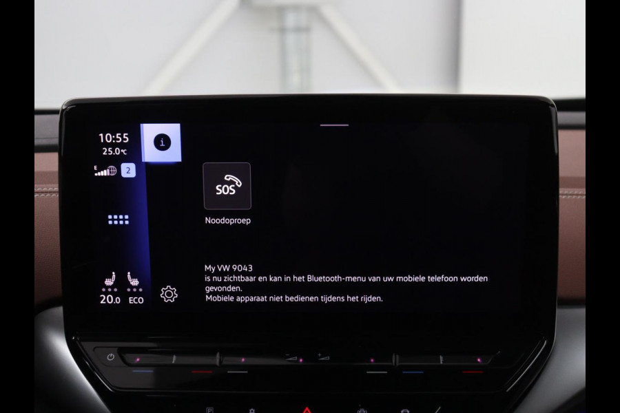 Volkswagen ID.4 Tech 77 kWh | SOH 92,2% | Panorama | 360 Camera | Head up | Virtual cockpit | Sfeerverlichting | Stoel/Stuurverwarming | Adaptive cruise | Carplay | Traffic assist | Climate control | Half leder/velours