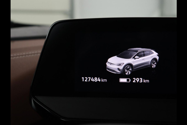 Volkswagen ID.4 Tech 77 kWh | SOH 92,2% | Panorama | 360 Camera | Head up | Virtual cockpit | Sfeerverlichting | Stoel/Stuurverwarming | Adaptive cruise | Carplay | Traffic assist | Climate control | Half leder/velours
