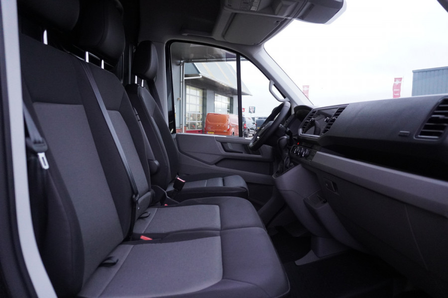 Volkswagen Crafter 35 2.0 TDI 177PK L3H3 Automaat Nr. V120 | Climat | Navi | Cruise | Camera