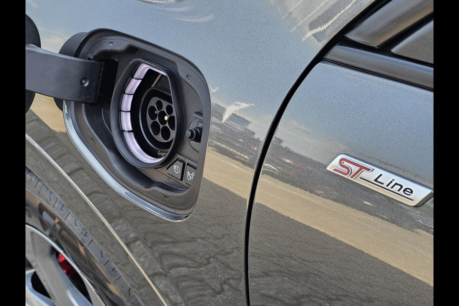 Ford Kuga 2.5 PHEV ST-Line X | Magnetic | Winterpack | Orin NL Auto |
