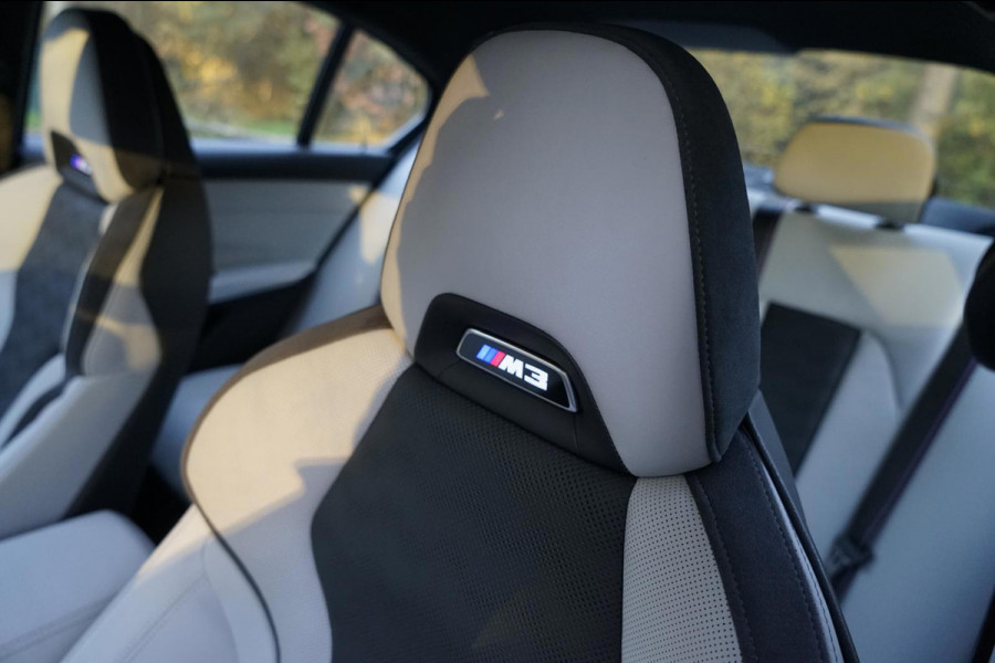 BMW 3 Serie M3 Competition | Tansanitblau II metallic | Carbon dak | Sport uitlaat | 1e Lak