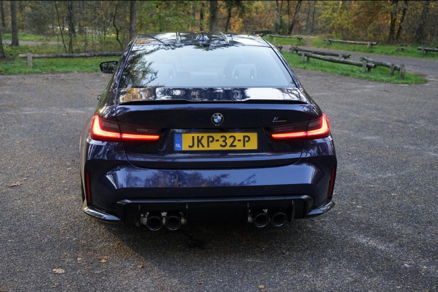 BMW 3 Serie M3 Competition | Tansanitblau II metallic | Carbon dak | Sport uitlaat | 1e Lak