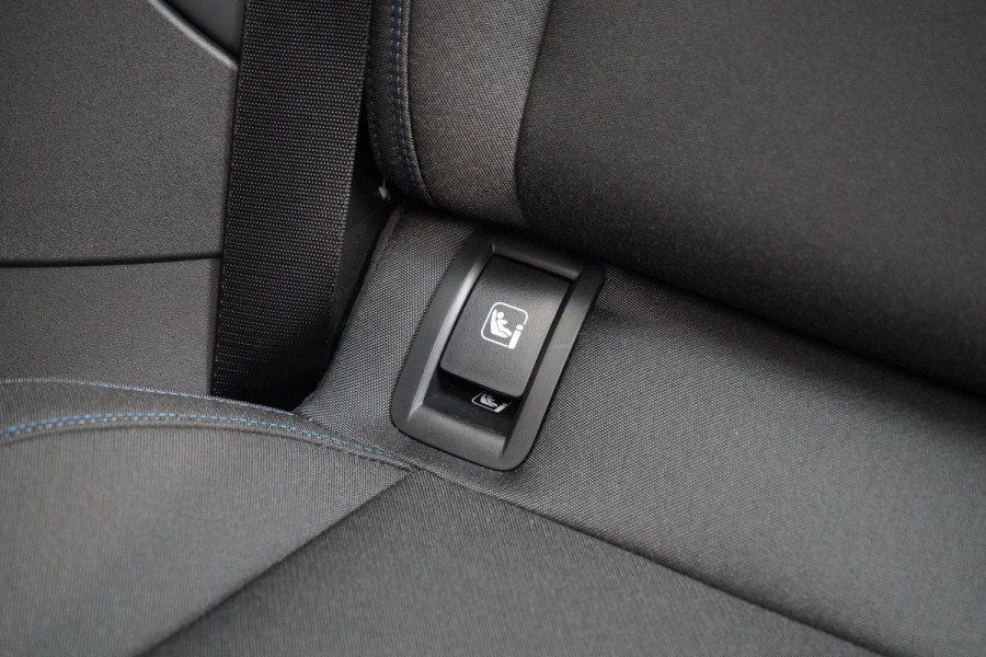 Lynk & Co 01 1.5 | Zwart optiek | Panoramadak | Navigatie | Memory | Apple CarPlay