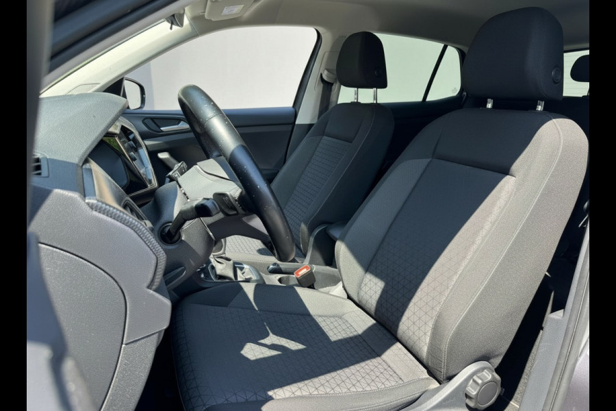 Volkswagen T-Cross TSI 110PK DSG LIFE CARPLAY/ACC/PARKEERSENSOREN
