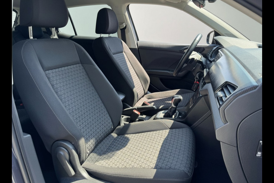 Volkswagen T-Cross TSI 110PK DSG LIFE CARPLAY/ACC/PARKEERSENSOREN