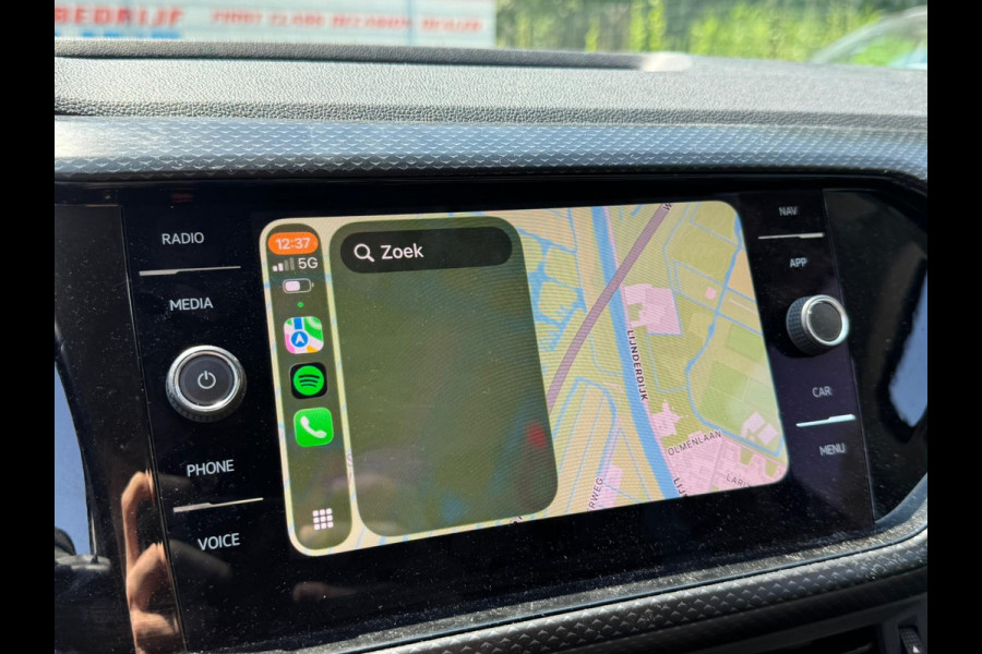 Volkswagen T-Cross TSI 110PK DSG LIFE CARPLAY/ACC/PARKEERSENSOREN