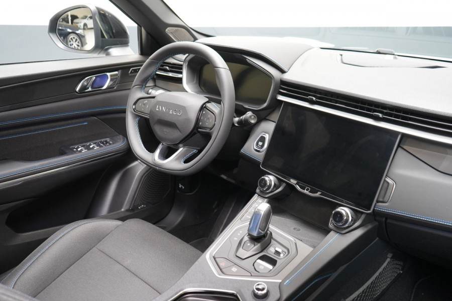 Lynk & Co 01 1.5 | Zwart optiek | Panoramadak | Navigatie | Memory | Apple CarPlay