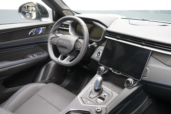 Lynk & Co 01 1.5 | Zwart optiek | Panoramadak | Navigatie | Memory | Apple CarPlay