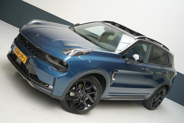 Lynk & Co 01 1.5 | Zwart optiek | Panoramadak | Navigatie | Memory | Apple CarPlay