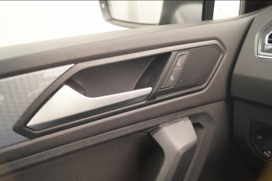 Volkswagen Tiguan 1.5 TSI 150pk DSG Life Business -LED-DIGI-ECC-TREKHAAK-