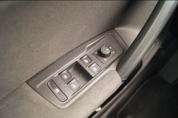 Volkswagen Tiguan 1.5 TSI 150pk DSG Life Business -LED-DIGI-ECC-TREKHAAK-