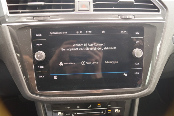 Volkswagen Tiguan 1.5 TSI 150pk DSG Life Business -LED-DIGI-ECC-TREKHAAK-