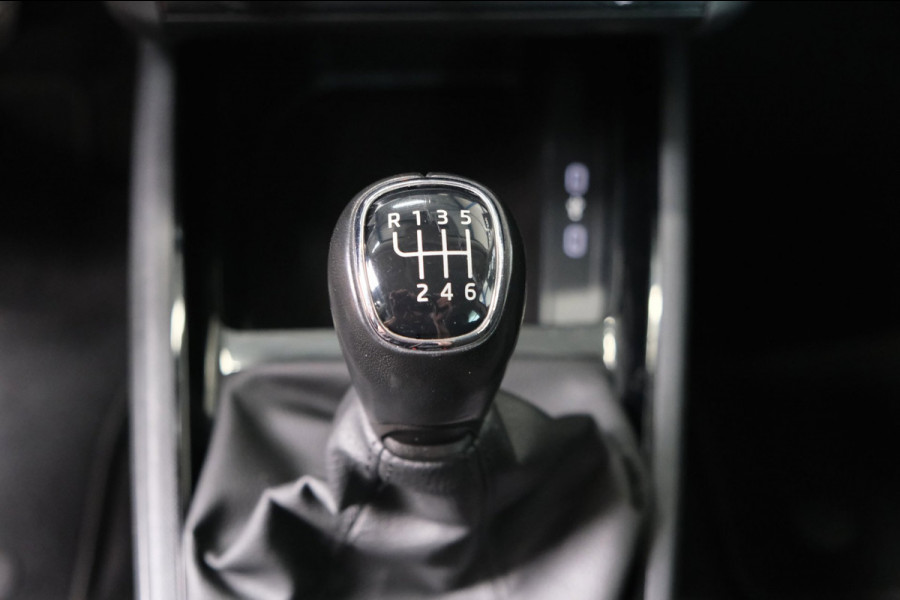 Škoda SCALA 1.0 TSI Online Edition - N.A.P. Airco, Cruise, PDC, Carplay.