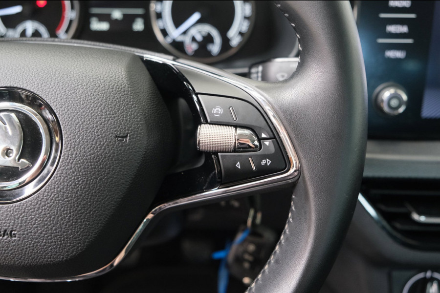 Škoda SCALA 1.0 TSI Online Edition - N.A.P. Airco, Cruise, PDC, Carplay.