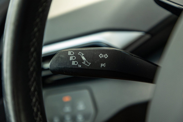 Volkswagen ID.4 Life 77 kWh Soh 89% I Adaptive Cruise I Android I CarPlay I Lane Assist I Stoelverwarming I BTW
