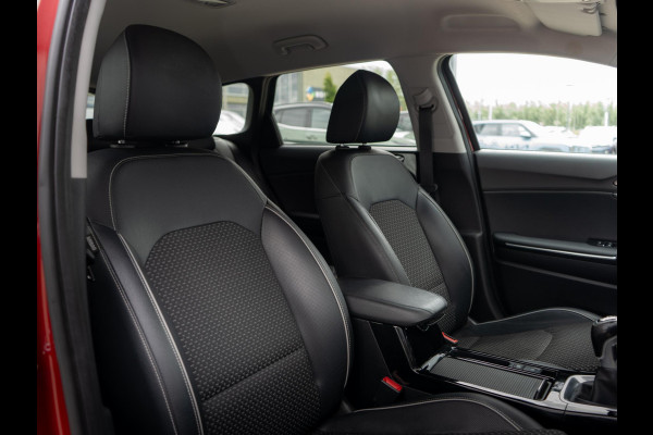 Kia Ceed Sportswagon 1.0 T-GDi DynamicPlusLine | Navigatie | Achteruitrijcamera | Stoel en stuurverwarming |