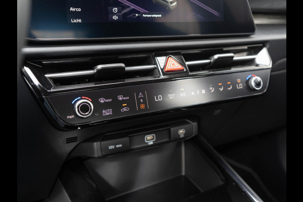 Kia Niro 1.6 GDi Hybrid DynamicLine Op VOORRAAD | Navigatie | Achteruitrijcamera |