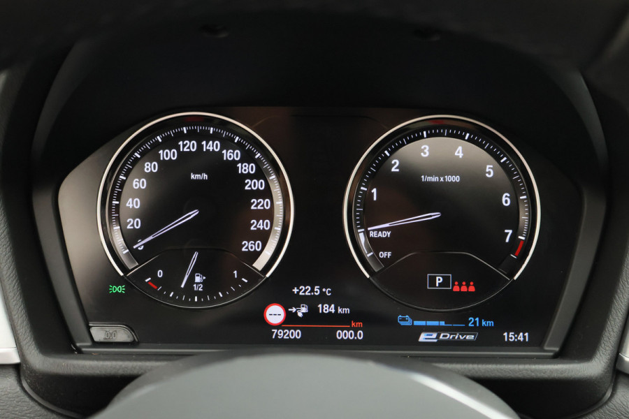 BMW X1 xDrive25e High Executive Leer, Panoramadak, Cruise, Navigatie, Bluetooth, LED, PDC, 18''