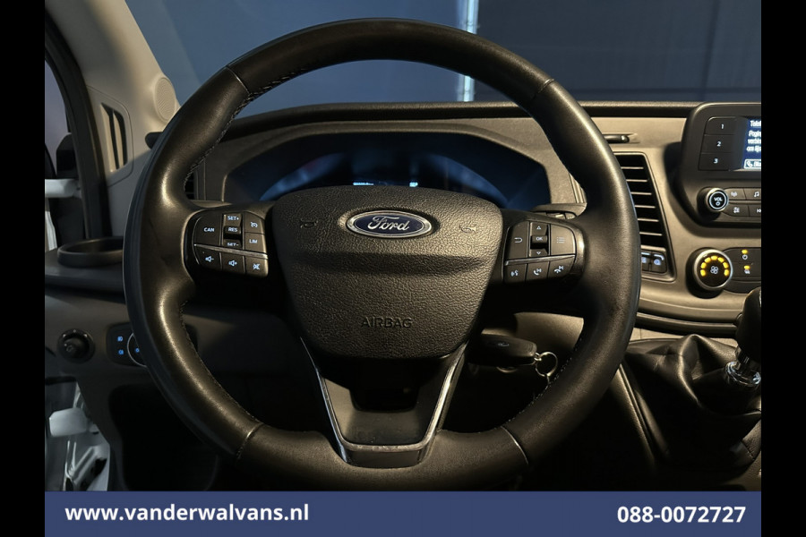 Ford Transit 2.0 TDCI 131pk L4H3 Jumbo Euro6 Airco | Camera | Cruisecontrol | Verwarmde voorruit Parkeersensoren, Bijrijdersbank
