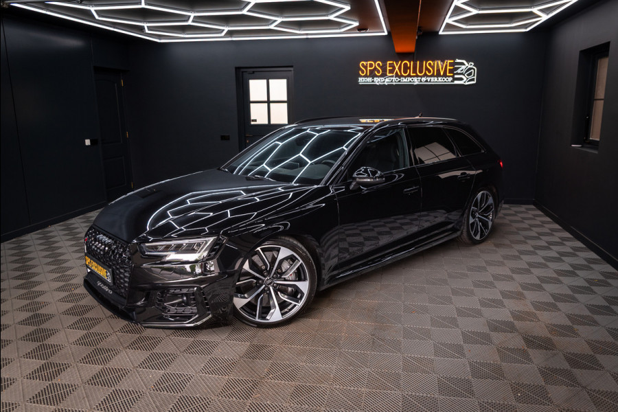 Audi A4 Avant 2.9 TFSI RS 4 quattro / Keramisch / RS Dynamic / B&O / Matrix / Keyless /