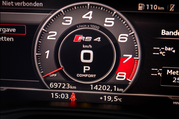 Audi A4 Avant 2.9 TFSI RS 4 quattro / Keramisch / RS Dynamic / B&O / Matrix / Keyless /