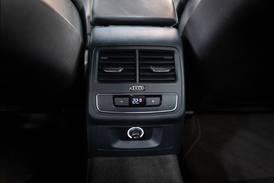 Audi A4 Avant 2.9 TFSI RS 4 quattro / Keramisch / RS Dynamic / B&O / Matrix / Keyless /