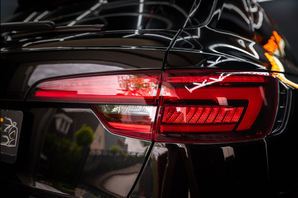 Audi A4 Avant 2.9 TFSI RS 4 quattro / Keramisch / RS Dynamic / B&O / Matrix / Keyless /