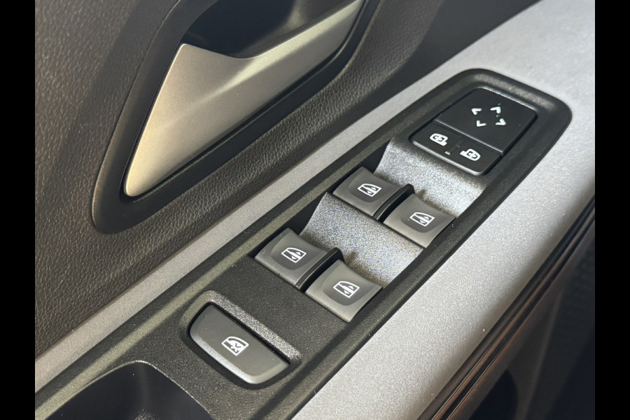 Dacia Jogger 1.6 Hybrid 140 Extreme 7p. Automaat Camera Carplay Cruisecontrol Stoelverwarming Clima