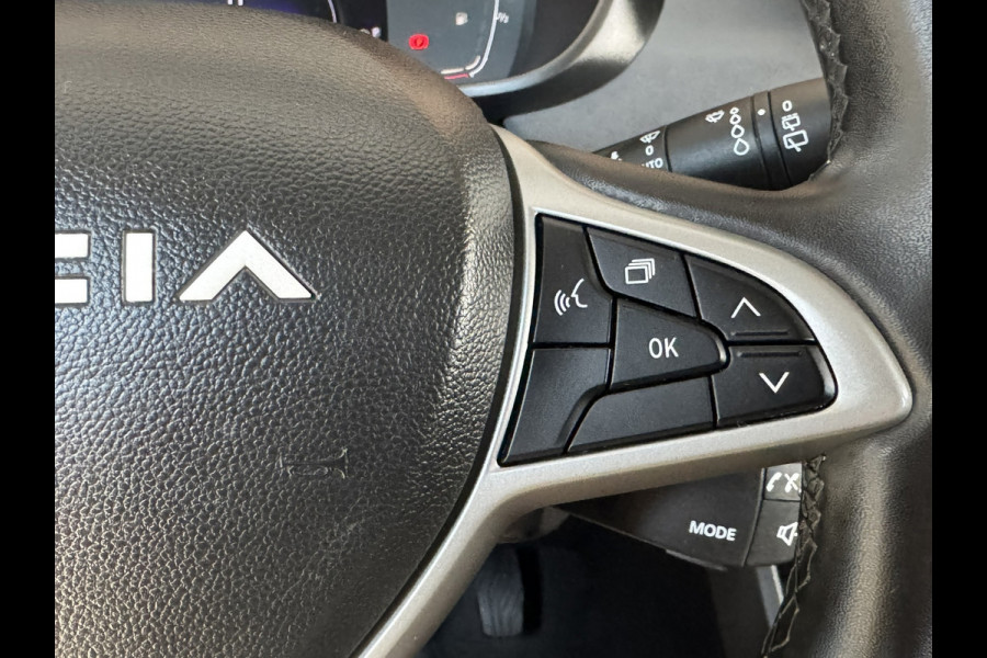 Dacia Jogger 1.6 Hybrid 140 Extreme 7p. Automaat Camera Carplay Cruisecontrol Stoelverwarming Clima