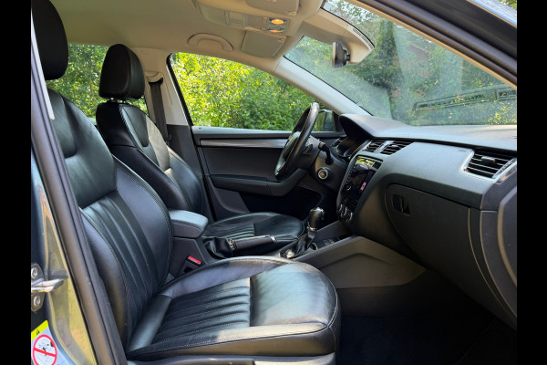 Škoda Octavia Combi 1.0 TSI Greentech Style Business | Lederbekleding + Canton + Automaat Nu € 8.975,-!!!