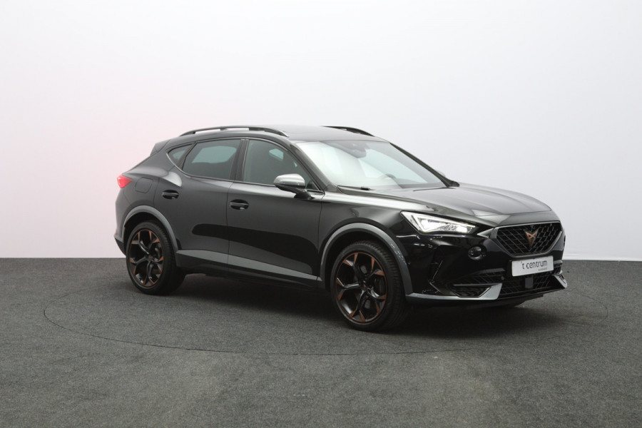 CUPRA Formentor 1.4 e-Hybrid 245 PK VZ Copper Edition PHEV, Panoramadak, Leder, Stuur-Startknop, 360 Camera, Winterpakket