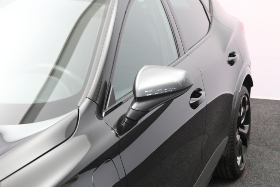 CUPRA Formentor 1.4 e-Hybrid 245 PK VZ Copper Edition PHEV, Panoramadak, Leder, Stuur-Startknop, 360 Camera, Winterpakket