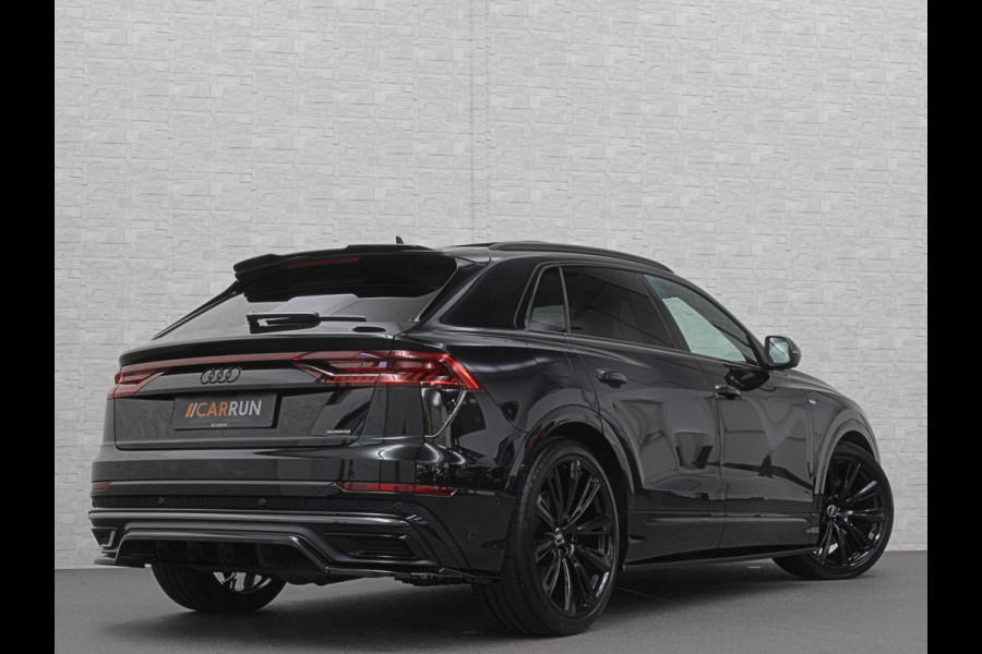 Audi Q8 60e 462PK Competition Plus | #RS-Seats | Carbon | B&O | 360 Camera | ACC | Panorama | Valcona Leder | 23" Audi Sport | Luchtvering | Keyless-Entry | Tour-Pakket | Lane & Side assist | Bovag Garantie.