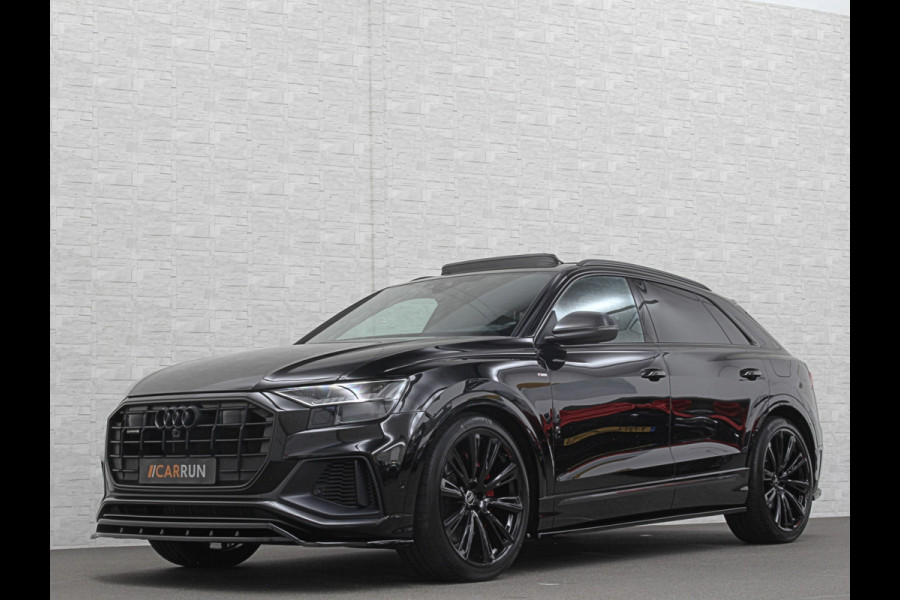 Audi Q8 60e 462PK Competition Plus | #RS-Seats | Carbon | B&O | 360 Camera | ACC | Panorama | Valcona Leder | 23" Audi Sport | Luchtvering | Keyless-Entry | Tour-Pakket | Lane & Side assist | Bovag Garantie.
