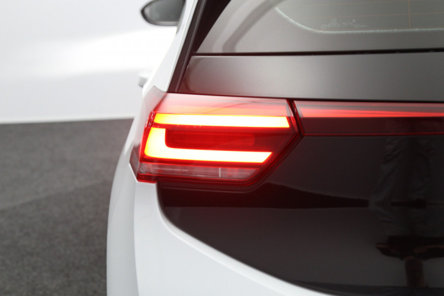 Volkswagen ID.3 146 PK Pro 58 kWh, SOH 91 %, Adap. Cruise Control, Winterpakket, Carplay,