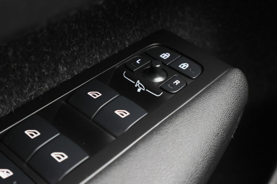 Volvo XC40 1.5 T5 Recharge Inscription Expression Virtual Cockpit, Cruise, Apple Carplay, Rijstrooksensor, LED, PDC, 18''