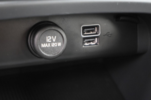 Volvo XC40 1.5 T5 Recharge Inscription Expression Virtual Cockpit, Cruise, Apple Carplay, Rijstrooksensor, LED, PDC, 18''