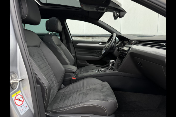 Volkswagen Passat Variant 1.4 TSI PHEV GTE Business | Pano | Elek. Trekhaak | Carplay | LED | Camera | Navi | Alcantara