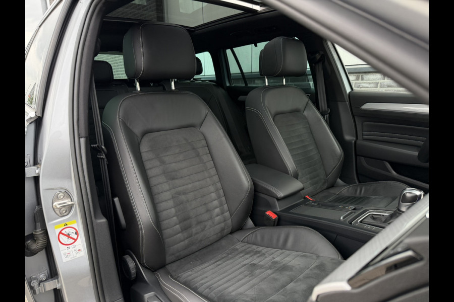 Volkswagen Passat Variant 1.4 TSI PHEV GTE Business | Pano | Elek. Trekhaak | Carplay | LED | Camera | Navi | Alcantara