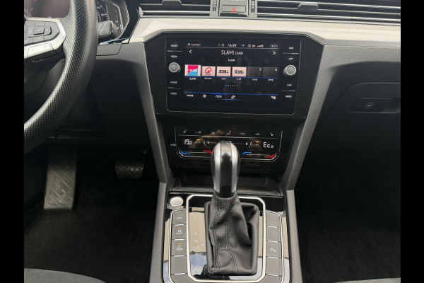 Volkswagen Passat Variant 1.4 TSI PHEV GTE Business | Pano | Elek. Trekhaak | Carplay | LED | Camera | Navi | Alcantara