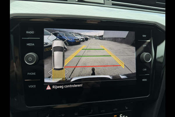 Volkswagen Passat Variant 1.4 TSI PHEV GTE Business | Pano | Elek. Trekhaak | Carplay | LED | Camera | Navi | Alcantara