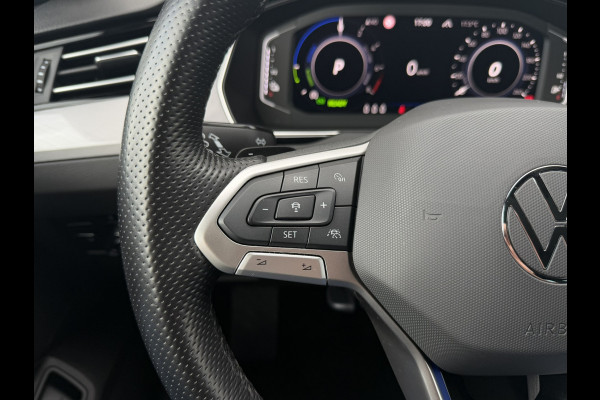 Volkswagen Passat Variant 1.4 TSI PHEV GTE Business | Pano | Elek. Trekhaak | Carplay | LED | Camera | Navi | Alcantara