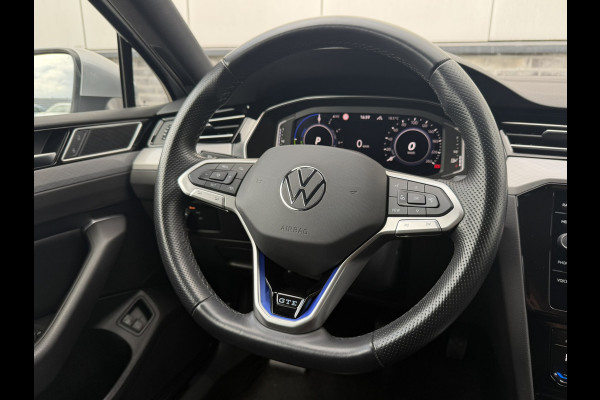Volkswagen Passat Variant 1.4 TSI PHEV GTE Business | Pano | Elek. Trekhaak | Carplay | LED | Camera | Navi | Alcantara