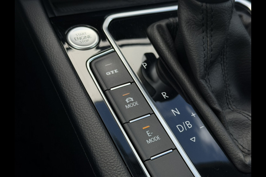 Volkswagen Passat Variant 1.4 TSI PHEV GTE Business | Pano | Elek. Trekhaak | Carplay | LED | Camera | Navi | Alcantara