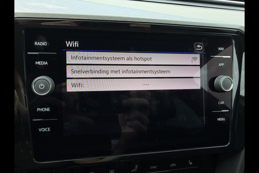 Volkswagen Passat Variant 1.4 TSI PHEV GTE Business | Pano | Elek. Trekhaak | Carplay | LED | Camera | Navi | Alcantara