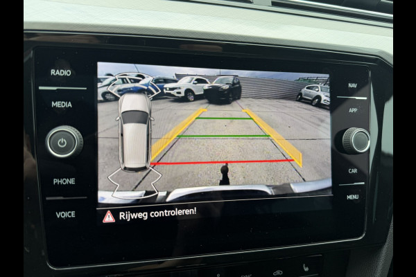 Volkswagen Passat Variant 1.4 TSI PHEV GTE Business | Pano | Elek. Trekhaak | Carplay | LED | Camera | Navi | Alcantara