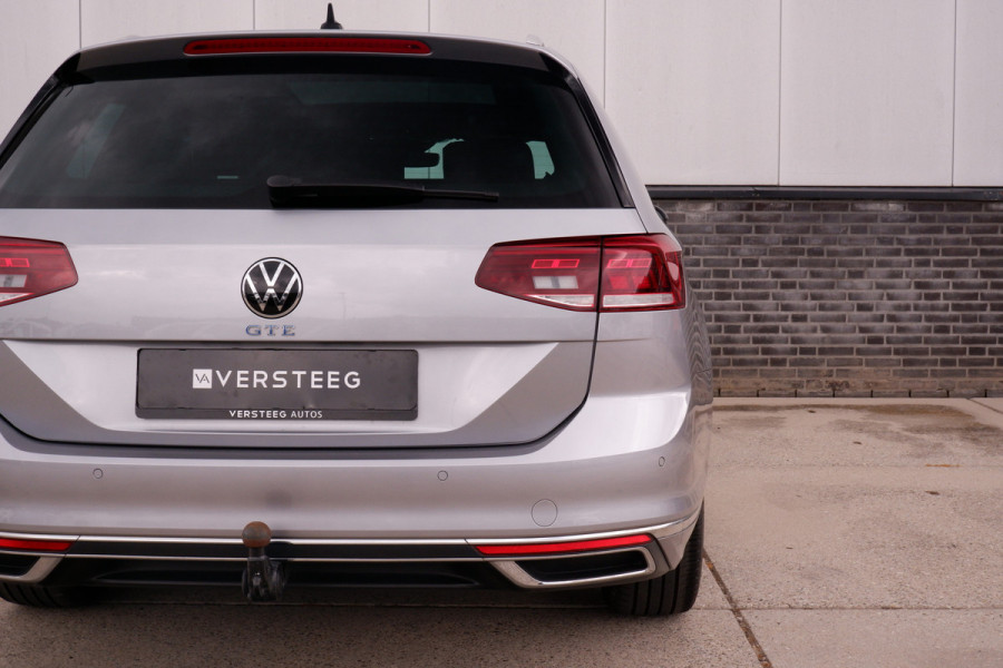 Volkswagen Passat Variant 1.4 TSI PHEV GTE Business | Pano | Elek. Trekhaak | Carplay | LED | Camera | Navi | Alcantara