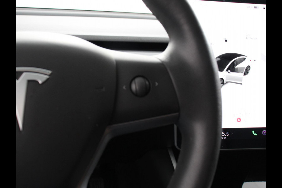 Tesla Model 3 Long Range AWD 75 kWh Navigatie Panorama dak 360 camera Parkeersensoren Stoelverwarming 19" lichtmetalen velgen Ledverlichting Leder Climate Control