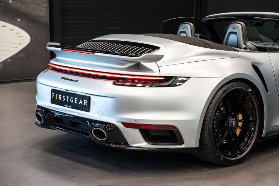 Porsche 911 Cabrio 3.8 Turbo S *Aero-kit / Keramisch / Vierwielbesturing / BOSE / In- Exterieur Carbon / PASM*