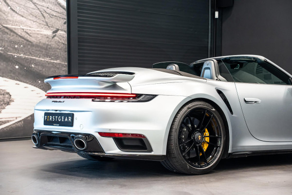 Porsche 911 Cabrio 3.8 Turbo S *Aero-kit / Keramisch / Vierwielbesturing / BOSE / In- Exterieur Carbon / PASM*